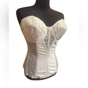 CARNIVAL Vintage 70s Ivory Lace Lingerie Wedding Bustier Corset 34 D Union ILGWU